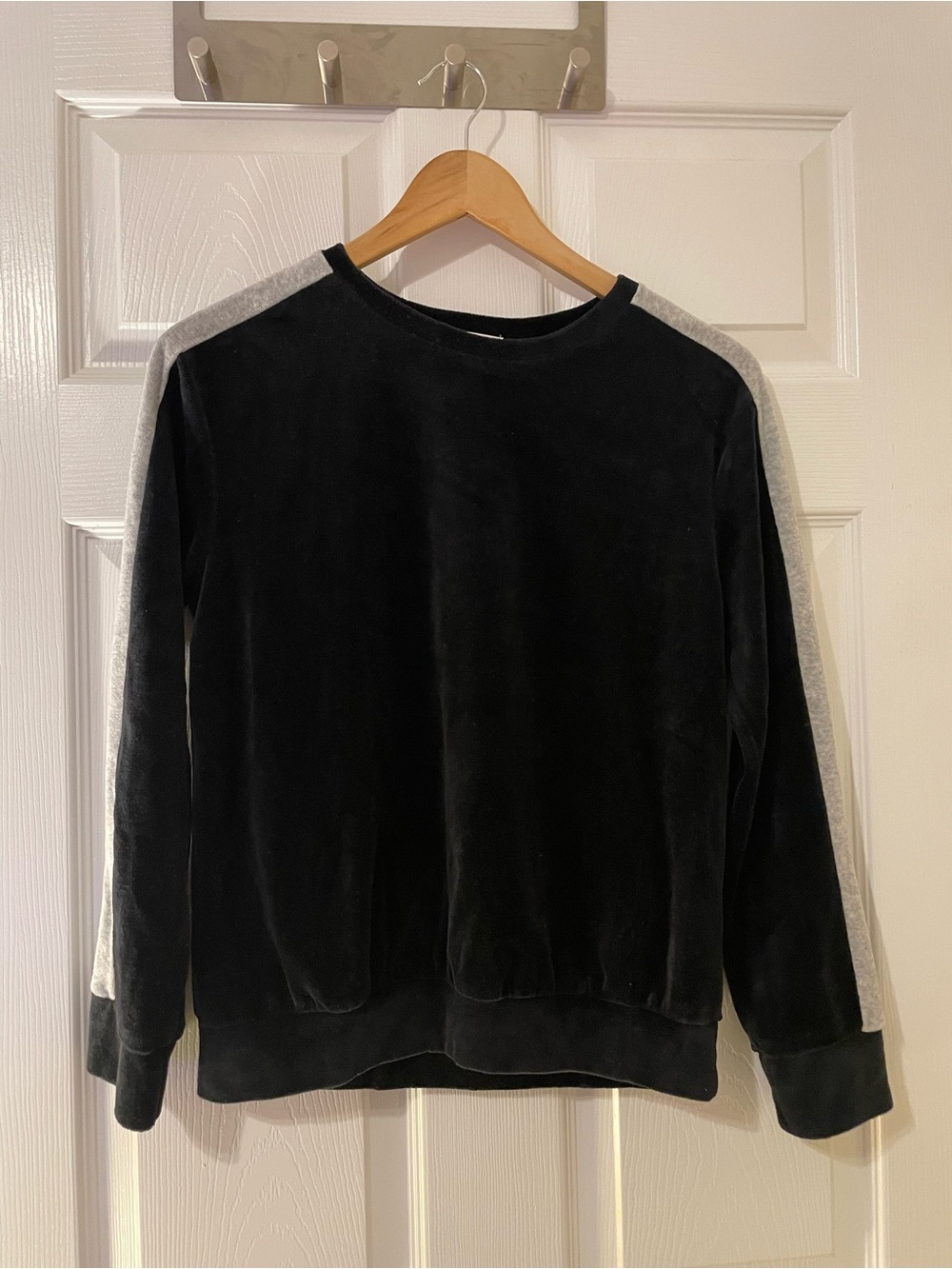 Joah Love Black velour shirt